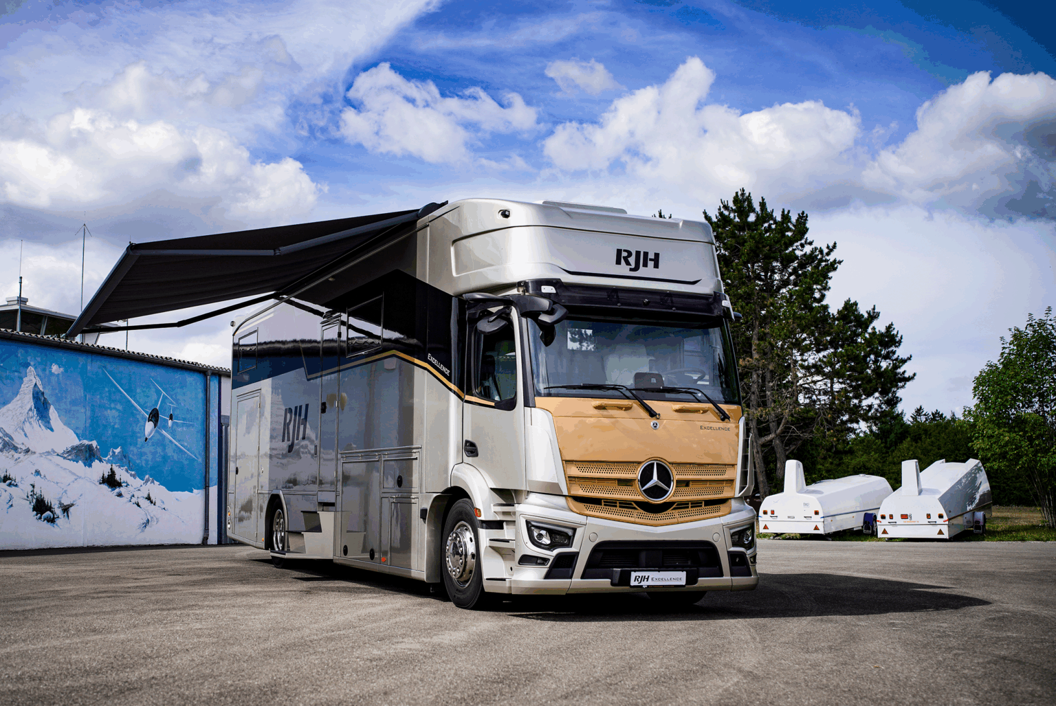 GB_1613_kl-1536×1027