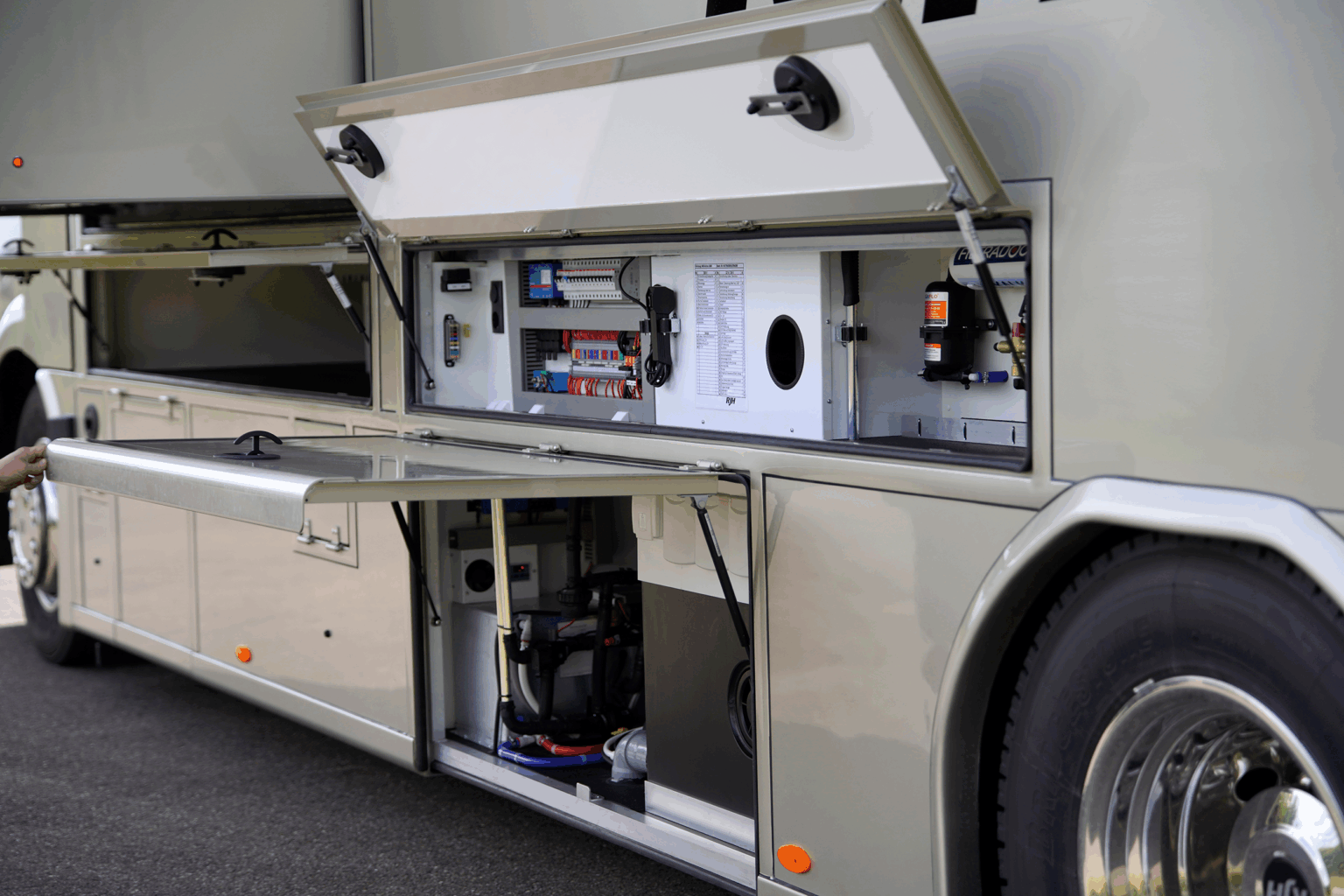 GB_1658_kl-1536×1024