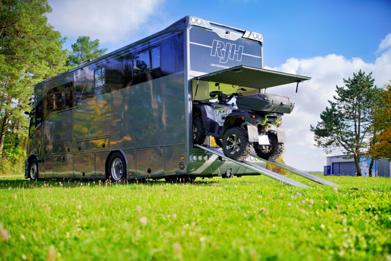 GB_5104cor_b-768×512