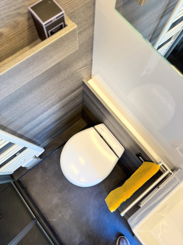 IMG_3993_b-768×1024