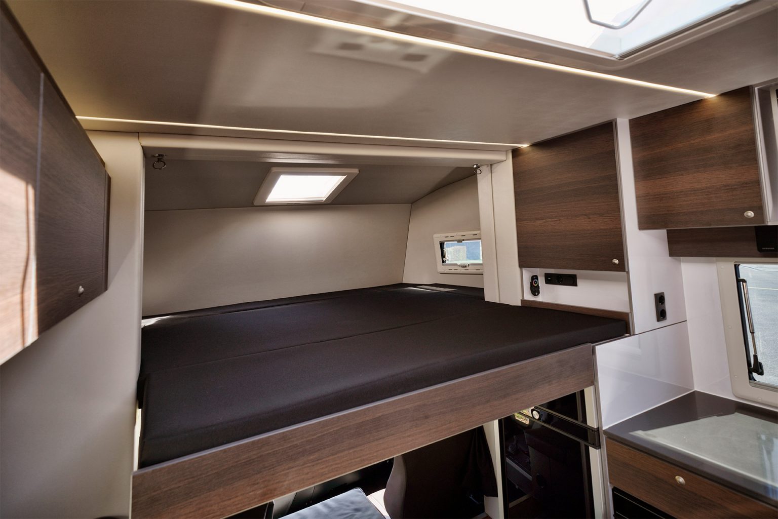 Int-RJH-Excellence_5-1536×1025