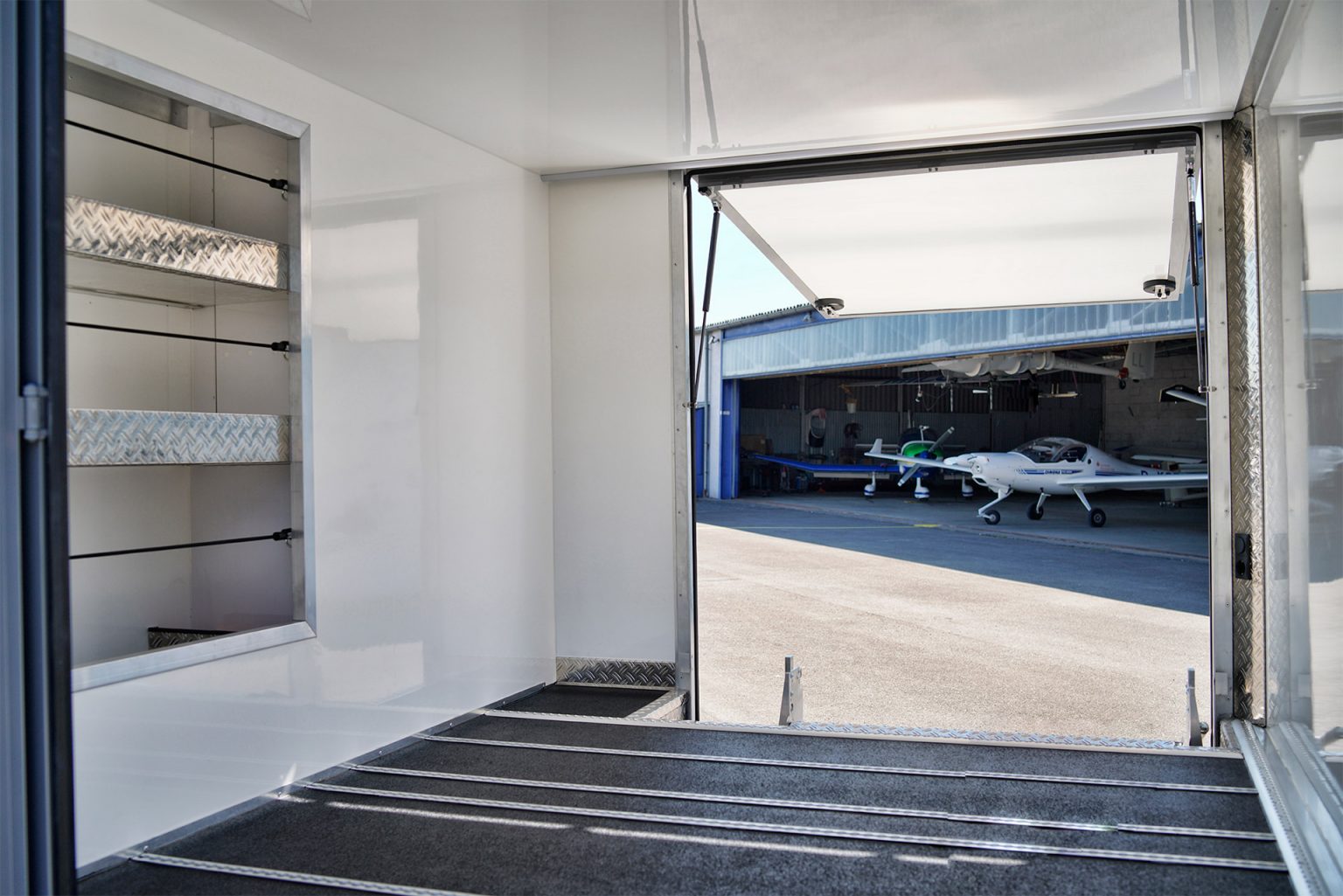 Int-RJH-Excellence_8-1536×1025