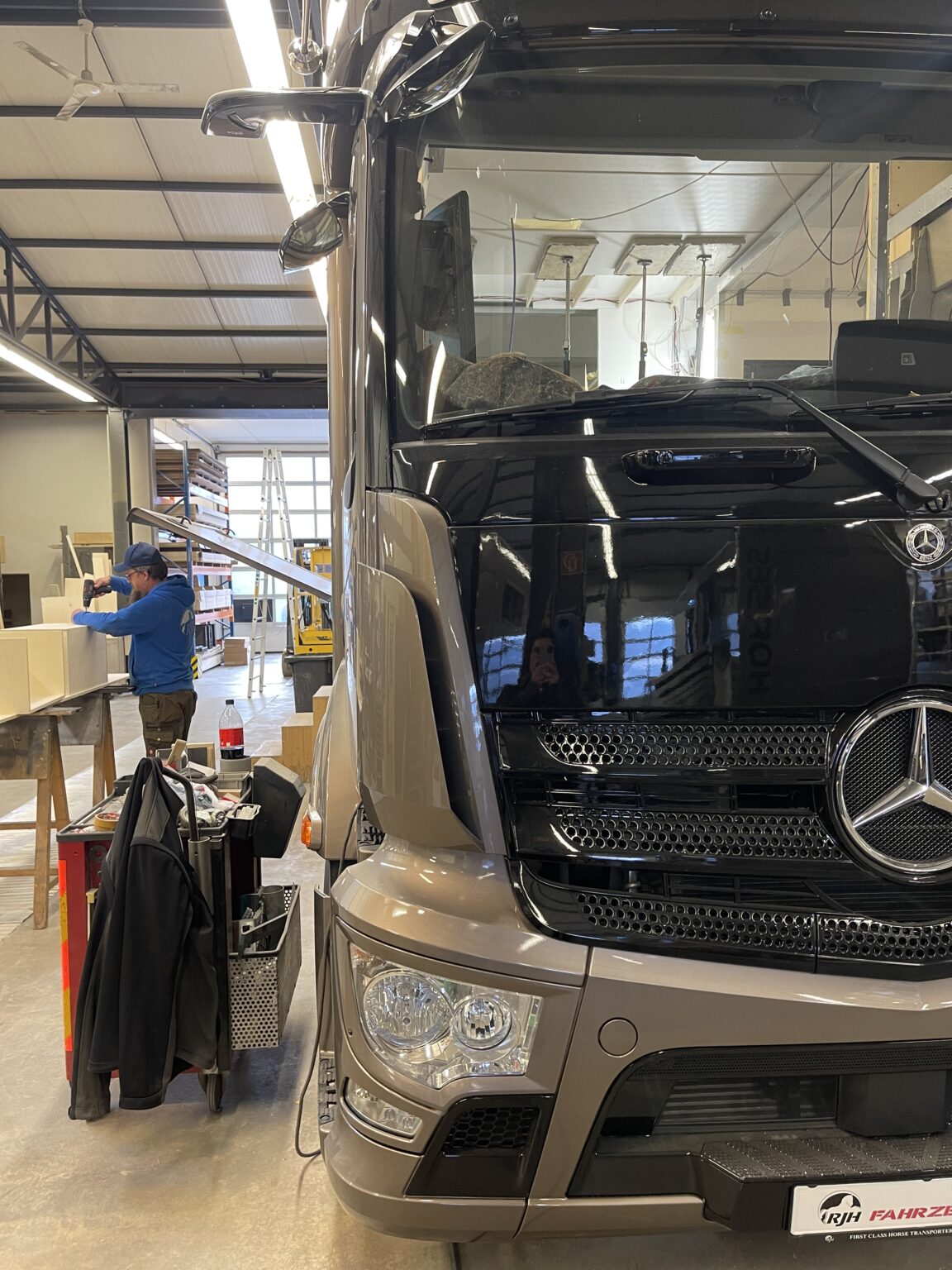 actros-1152×1536