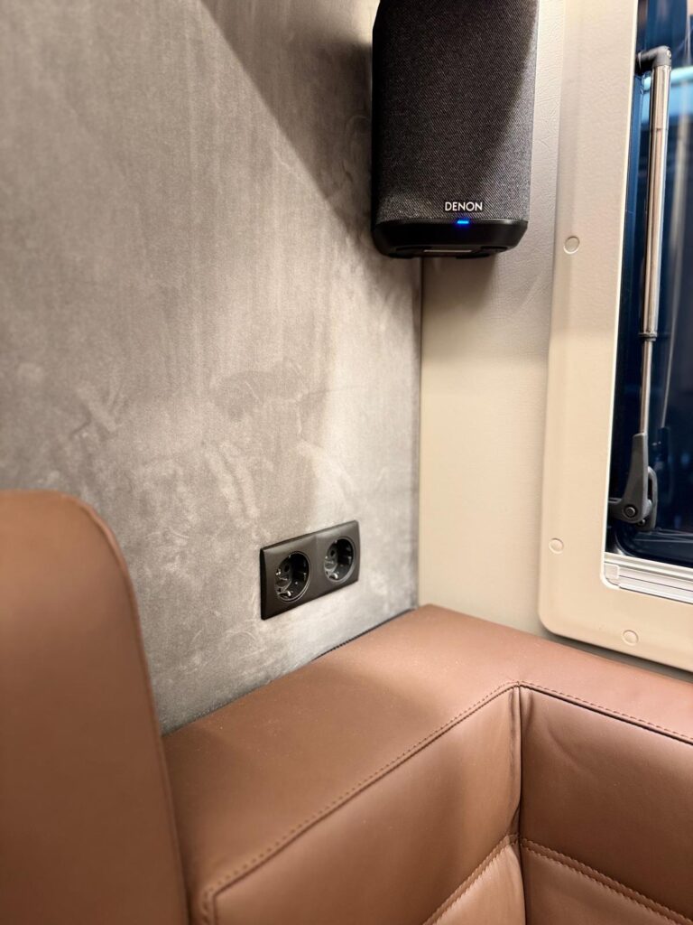 runde-ecke_24-768×1024